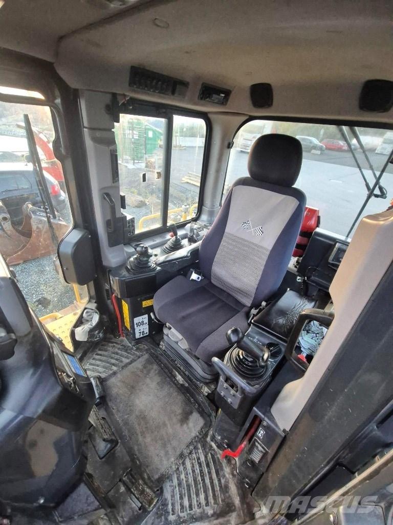 Komatsu D65 pxi Paletli dozerler