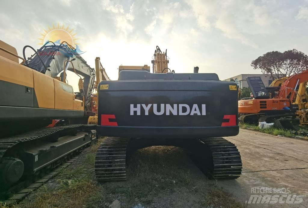 Hyundai R220LC-9S Paletli ekskavatörler
