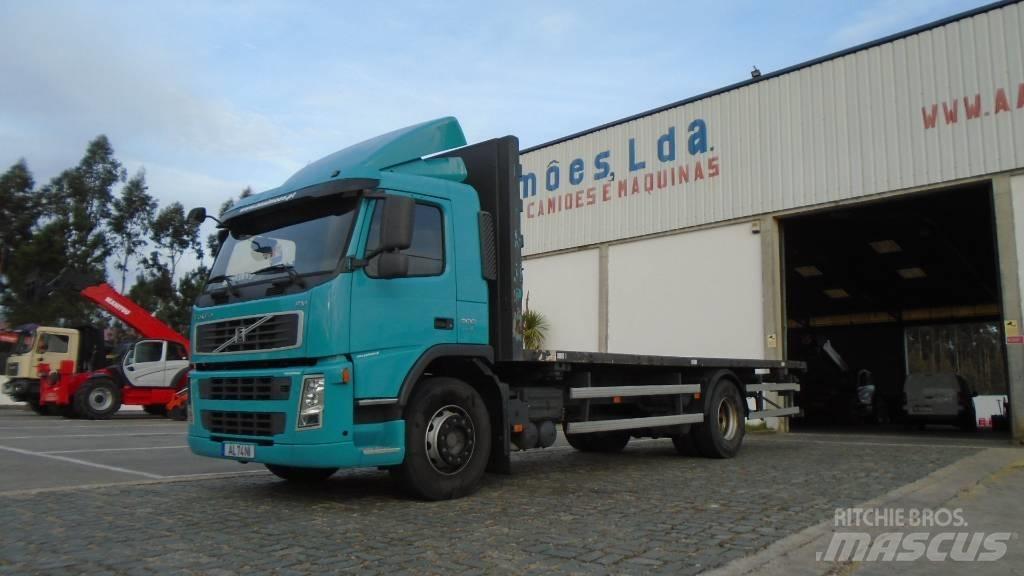 Volvo FM 9 300 Flatbed kamyonlar