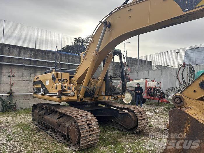 CAT 318B Özel ekskavatörler