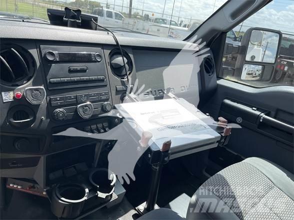Altec AT235 Araç üstü platformlar
