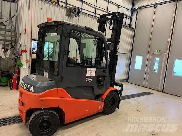 Toyota 8 FBMT 40 Elektrikli forkliftler