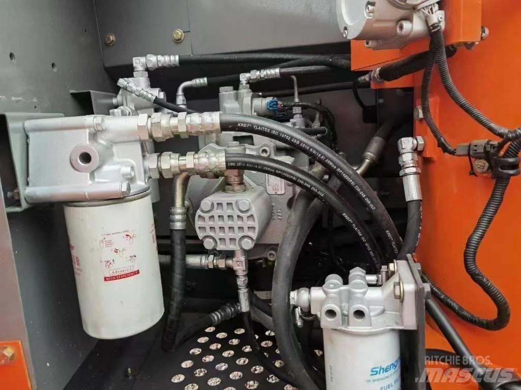 Hitachi 120 Paletli ekskavatörler
