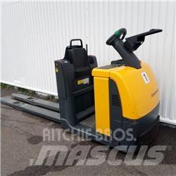 Jungheinrich ECE 225 Düsük seviye siparis toplayici