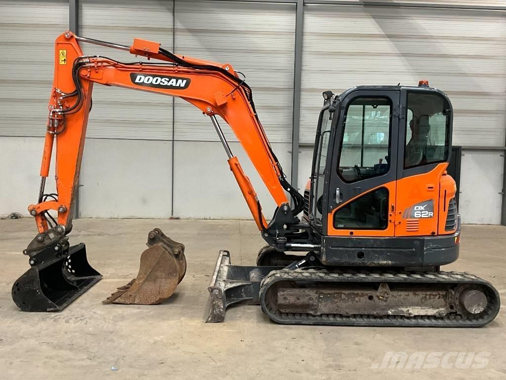 Doosan DX 62 R-3 Mini ekskavatörler, 7 tona dek
