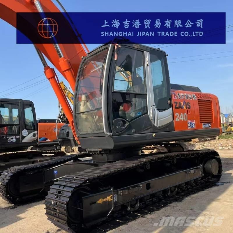 Hitachi ZX 240 Paletli ekskavatörler