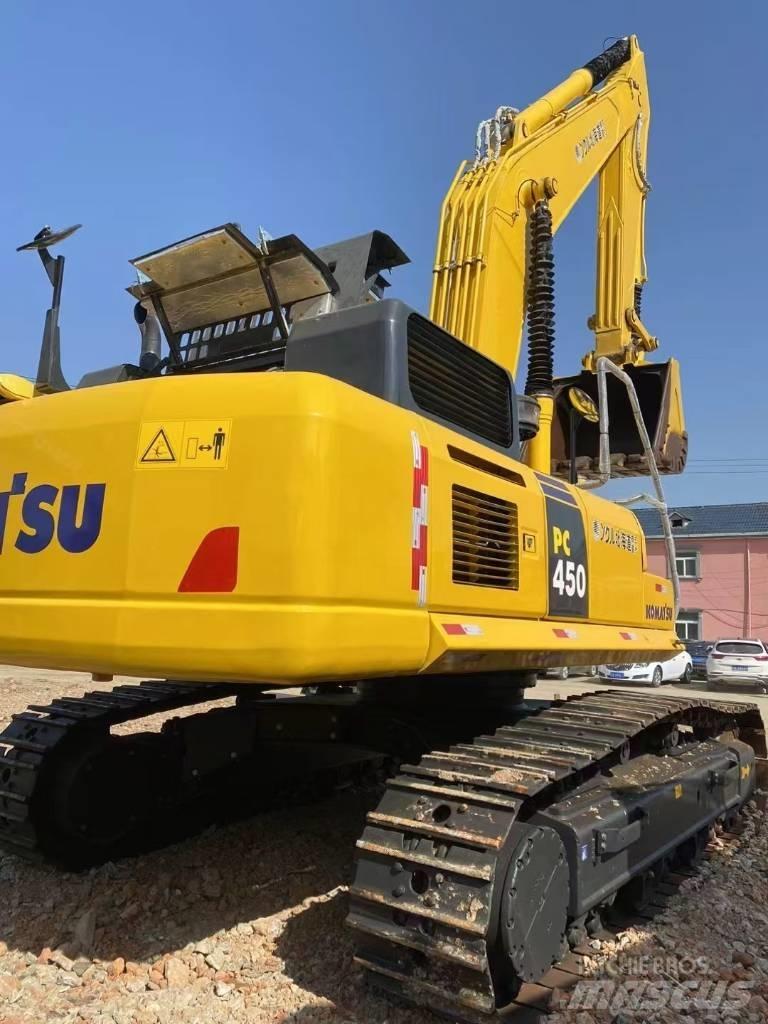 Komatsu 450LC-8 Paletli ekskavatörler