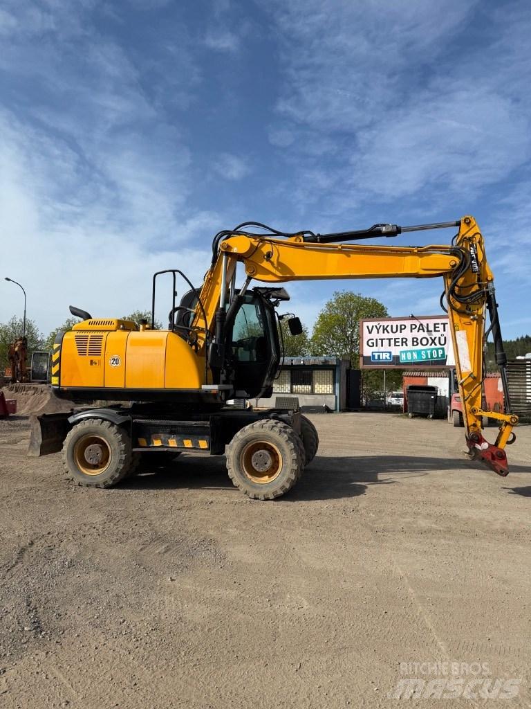 JCB JS 145 W Lastik tekerli ekskavatörler