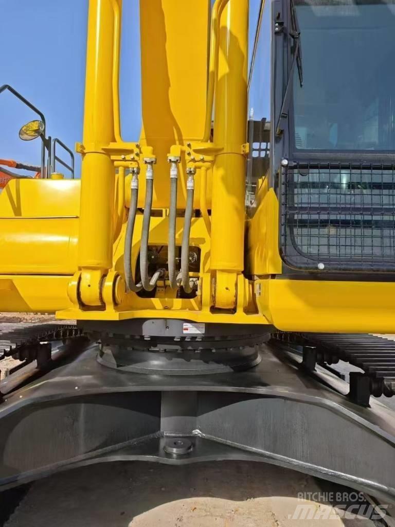 Komatsu 400-8 Paletli ekskavatörler