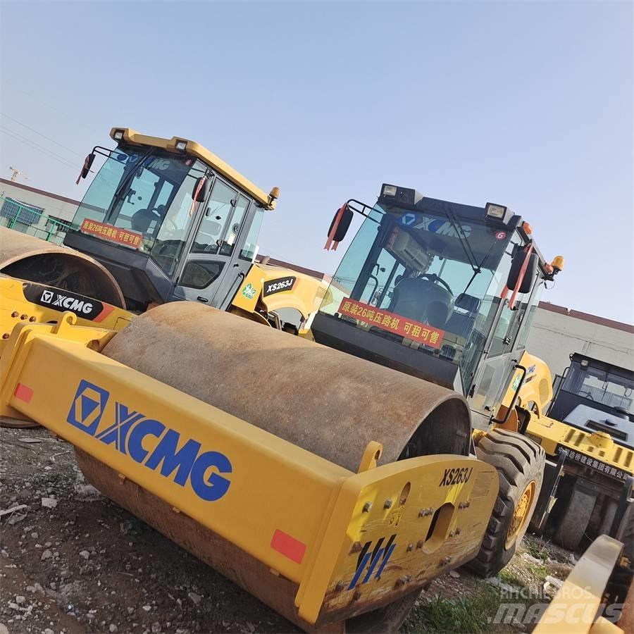 XCMG XS 263 J Tek tamburlu silindirler