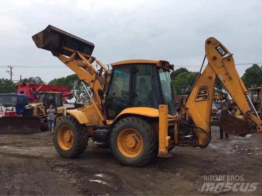 JCB 4cx Kazıcı yükleyiciler - beko loder