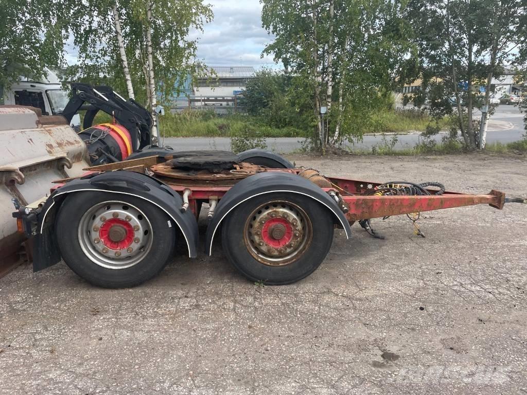 Krone SDP27-M2 Perdeli yari çekiciler