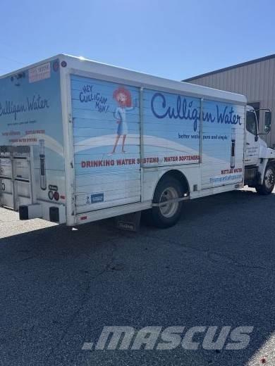 Hino 268 İçecek kamyonları