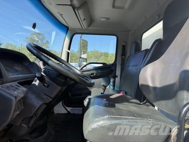 Hino 268 İçecek kamyonları