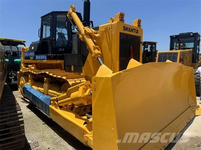 Shantui SD 32 Paletli dozerler
