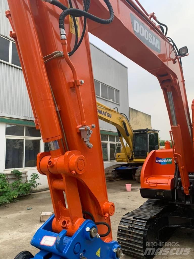 Doosan DX 75-9 C Midi ekskavatörler 7 - 12 t