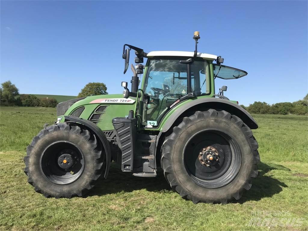 Fendt 724 Vario Traktörler