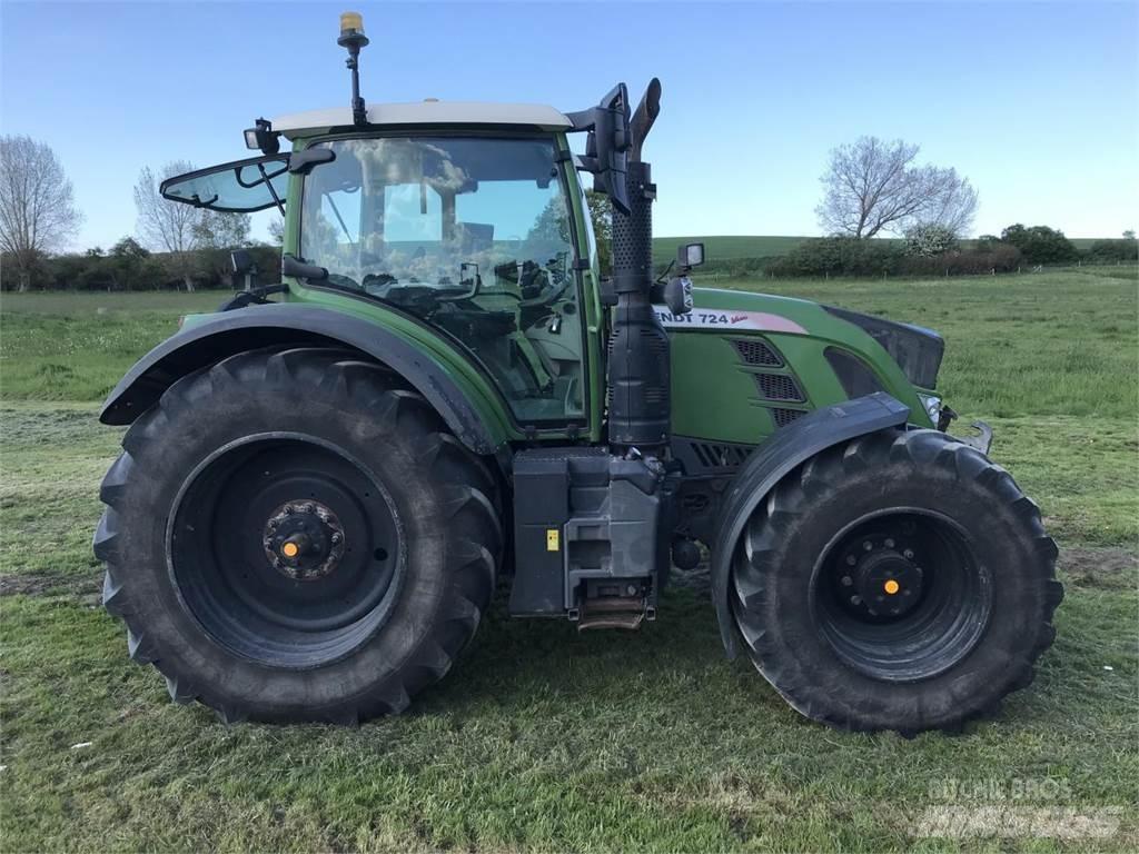 Fendt 724 Vario Traktörler