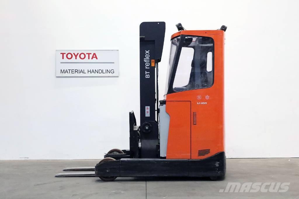 Toyota RRE200HECC Reach truck - depo içi istif araçları