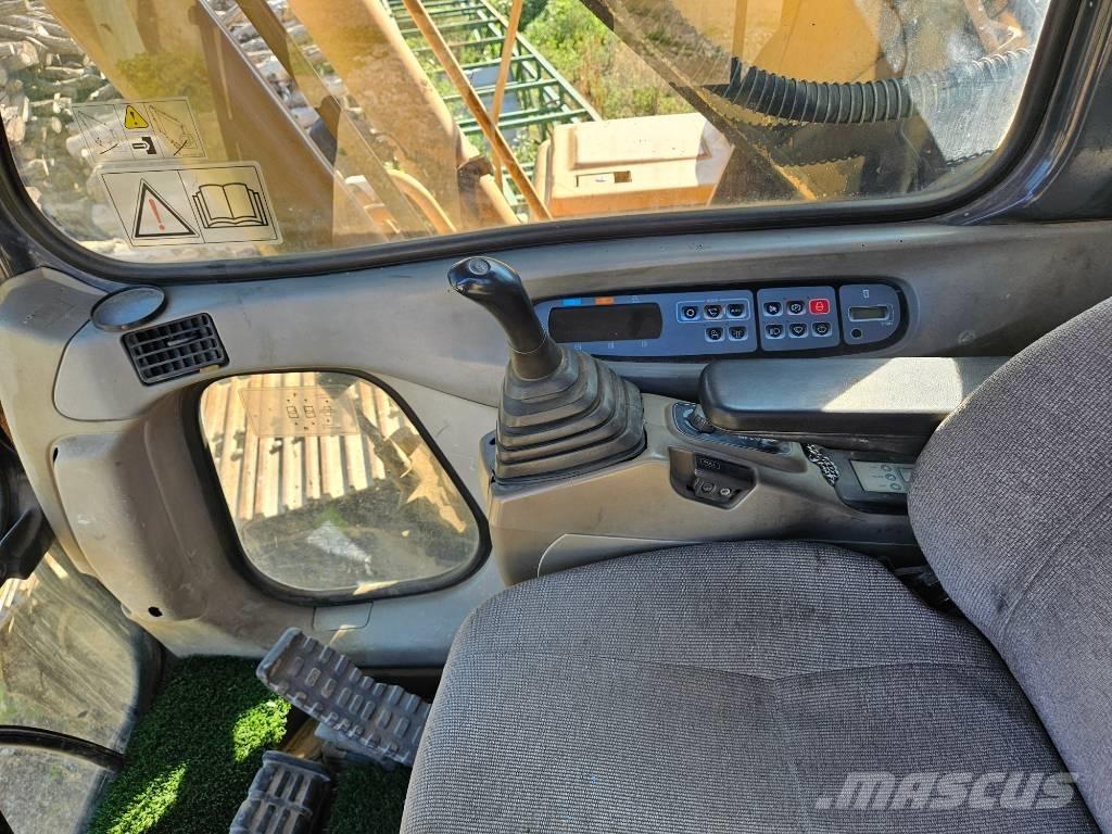 CASE CX 210 C Paletli ekskavatörler
