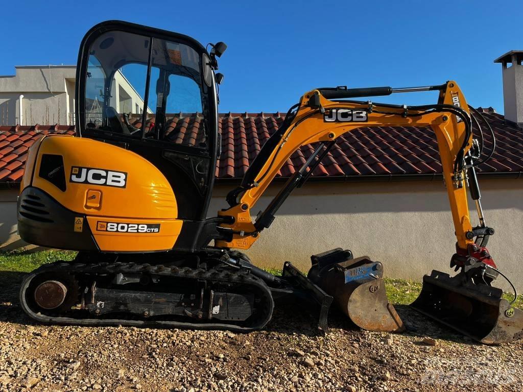 JCB 8029 CTS Mini ekskavatörler, 7 tona dek