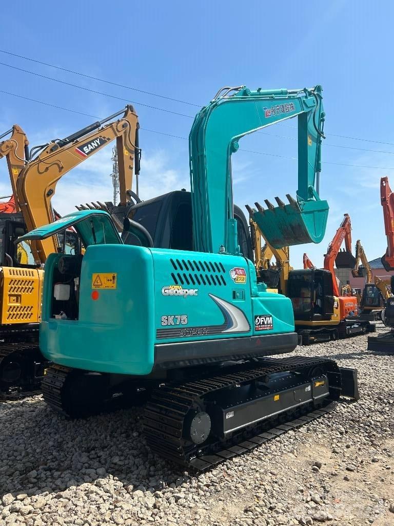 Kobelco SK 75 Mini ekskavatörler, 7 tona dek