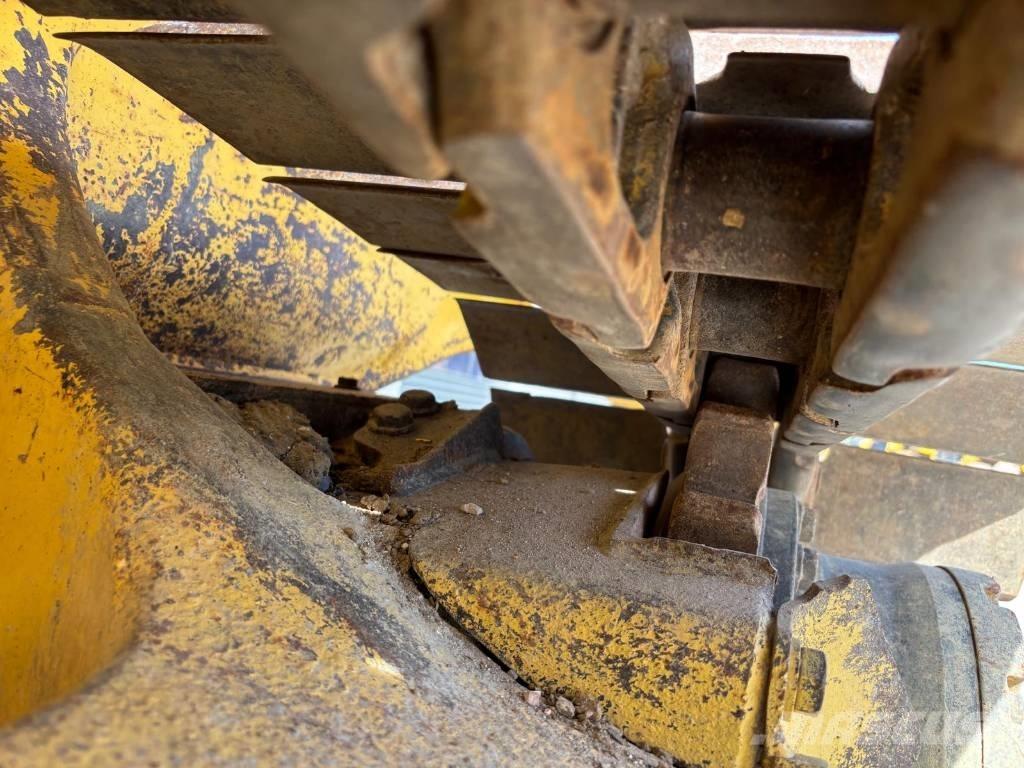 Komatsu D37 PX-23 Paletli dozerler