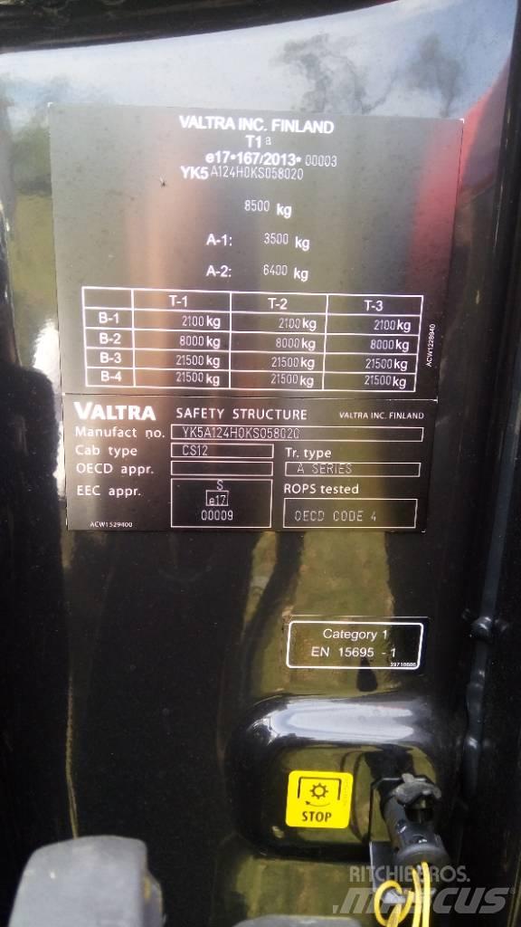 Valtra A 124 Traktörler