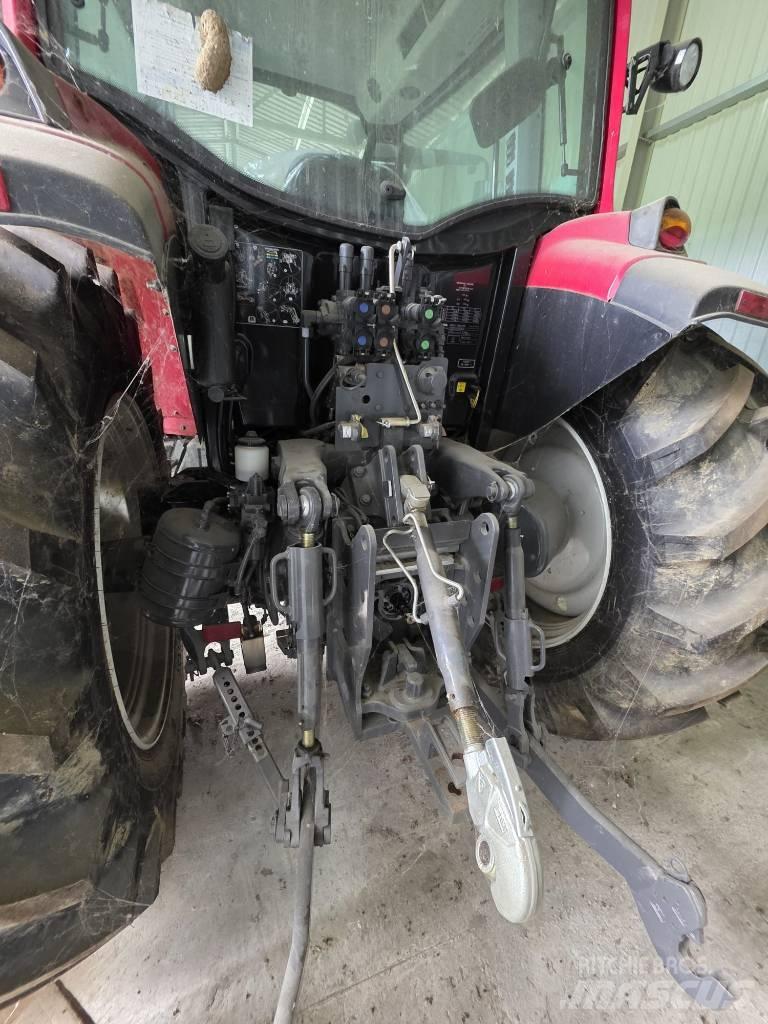 Valtra A 124 Traktörler