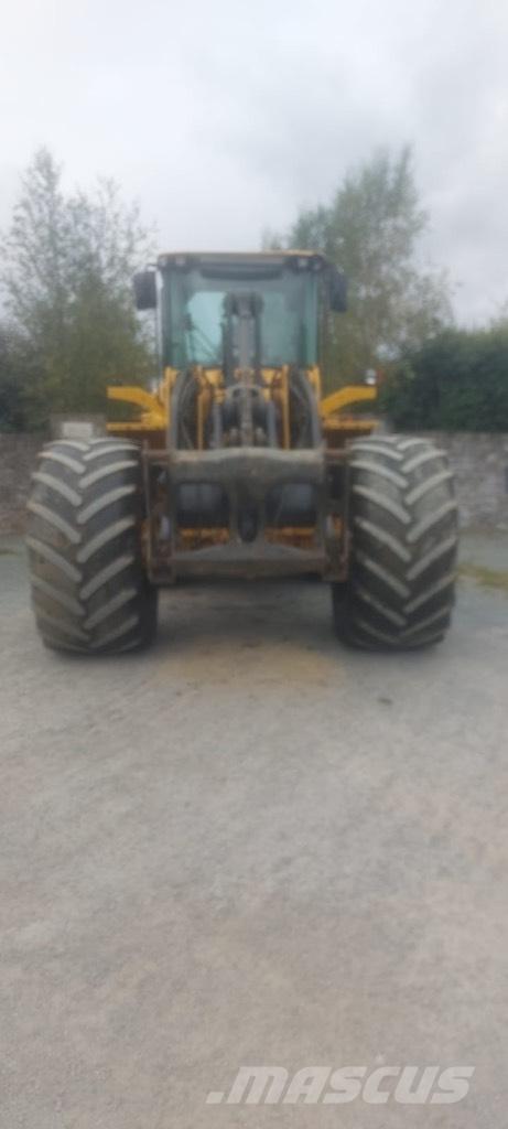 Volvo L 120 F Tekerlekli yükleyiciler