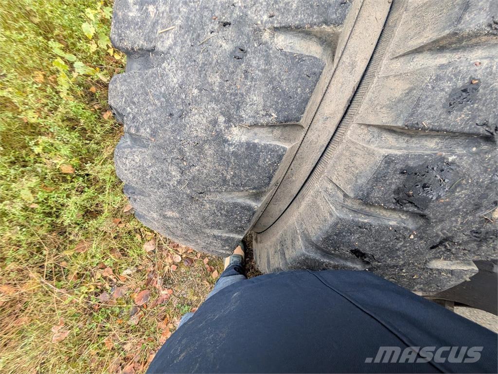 Volvo EWR150 E Lastik tekerli ekskavatörler