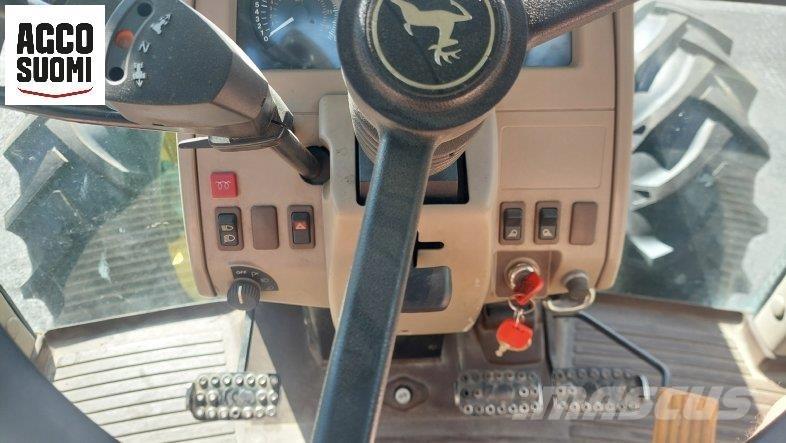 John Deere 6220 SE Traktörler