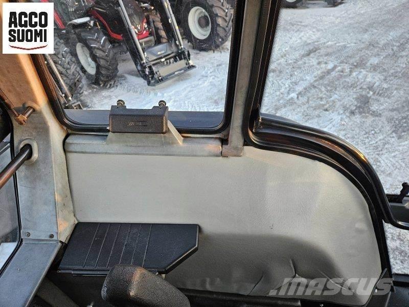 Valmet 8100 Traktörler