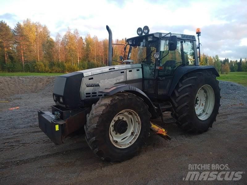 Valtra 8400 Traktörler