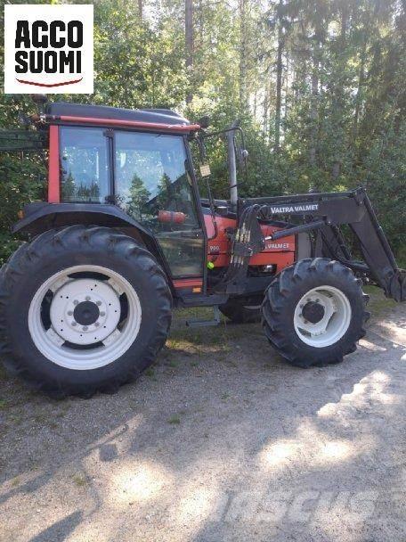 Valtra 900 Traktörler