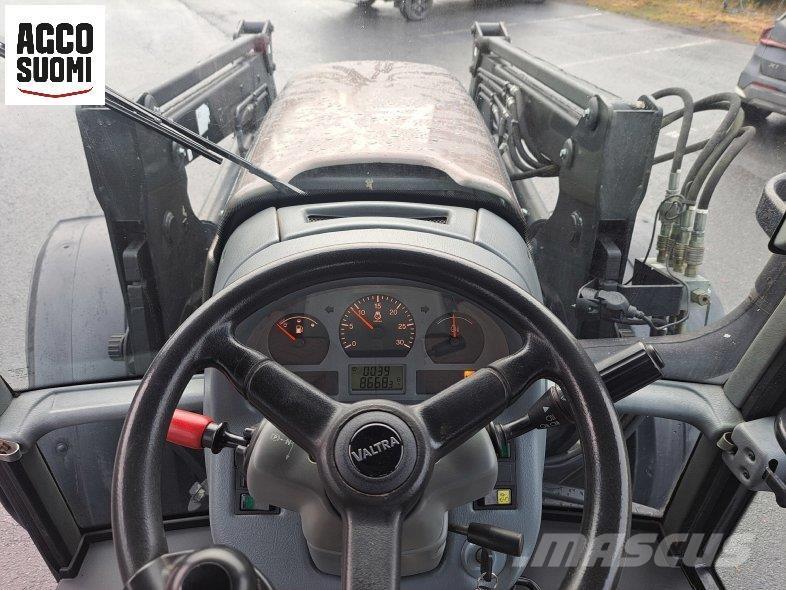 Valtra M120 Traktörler