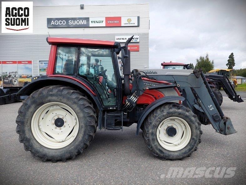 Valtra N141 HITECH Traktörler