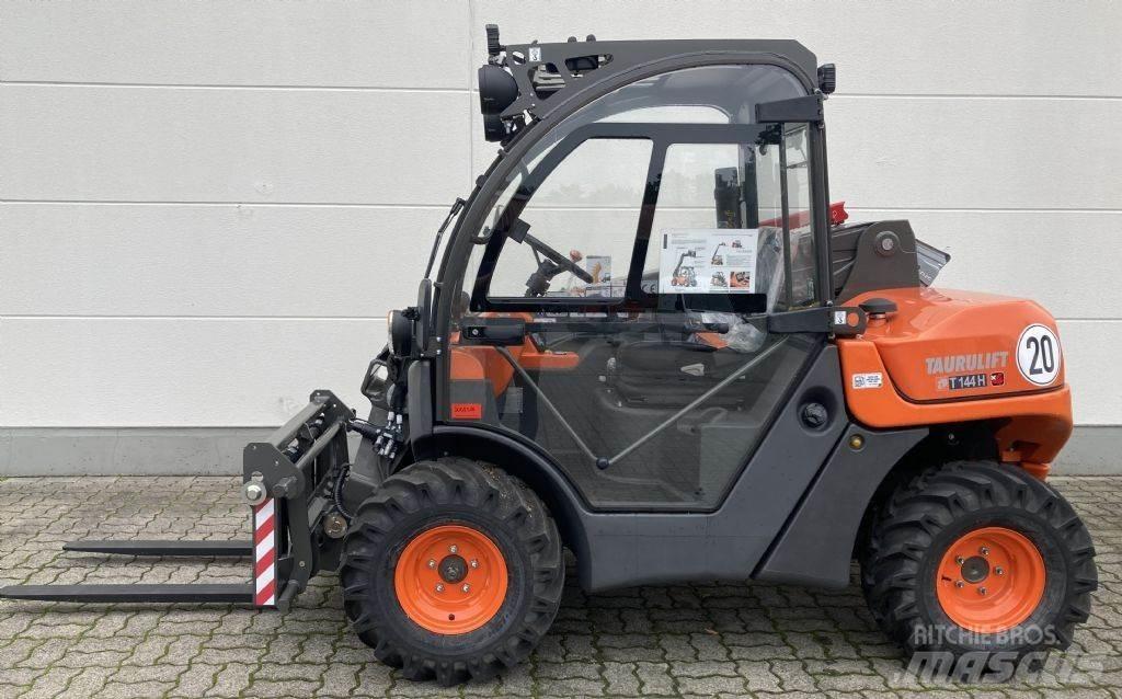Ausa T 144 H X4 Teleskopik yükleyiciler