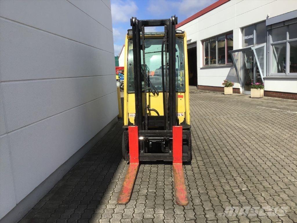 Hyster J 3.0 XN Elektrikli forkliftler