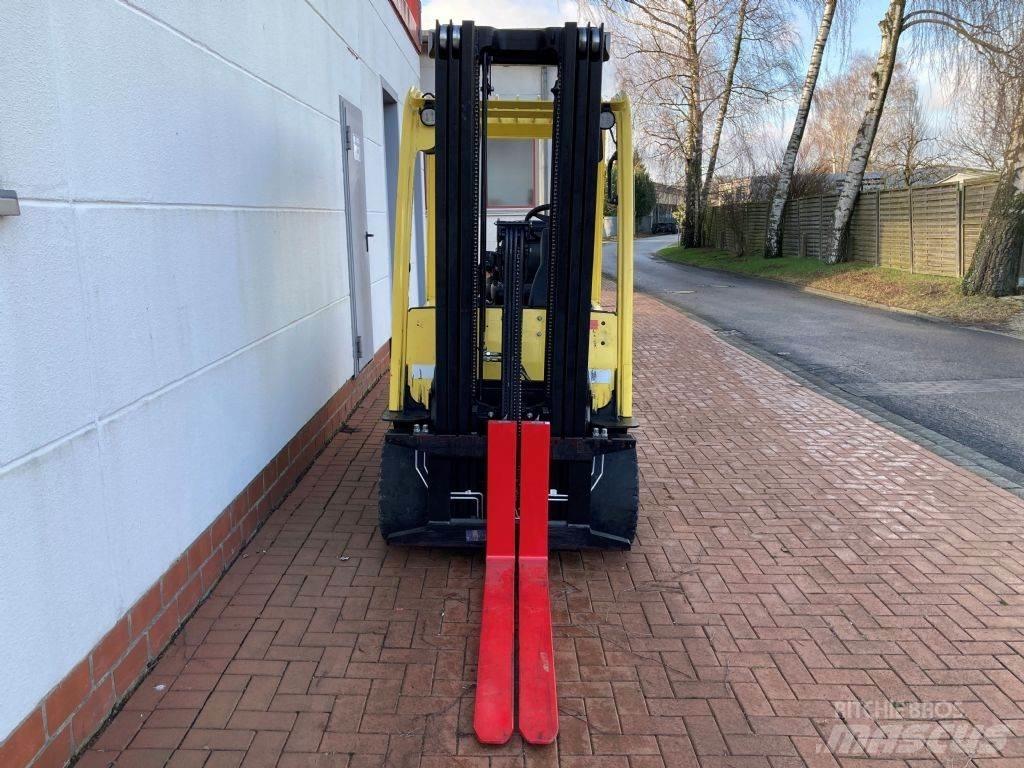 Hyster J 3.0 XN Elektrikli forkliftler