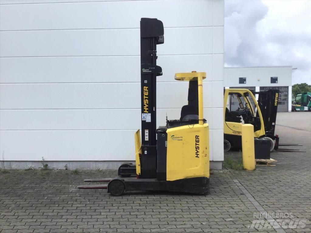 Hyster R 1.6 Reach truck - depo içi istif araçları