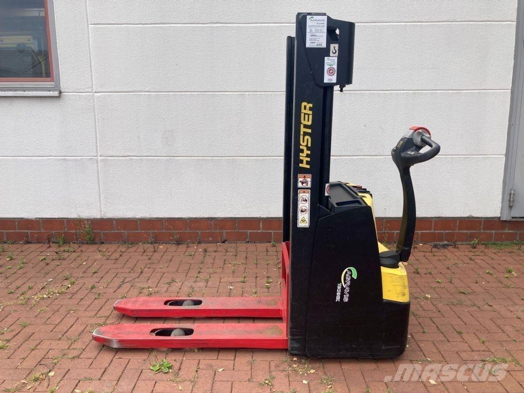 Hyster S 1.0 Yaya kumandali istif makinasi