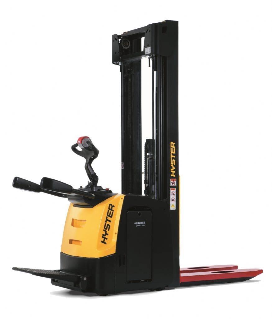 Hyster S 1.2S Yaya kumandali istif makinasi