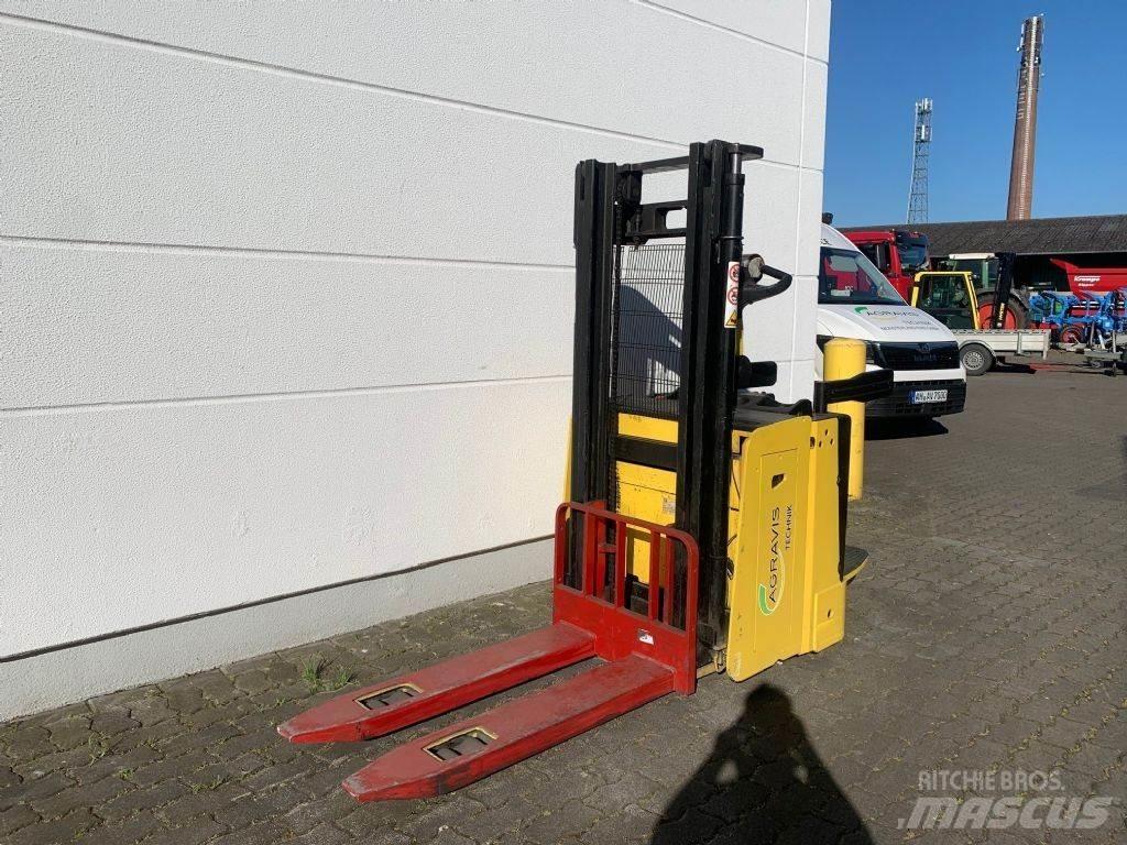 Hyster S 1.5S IL Yaya kumandali istif makinasi