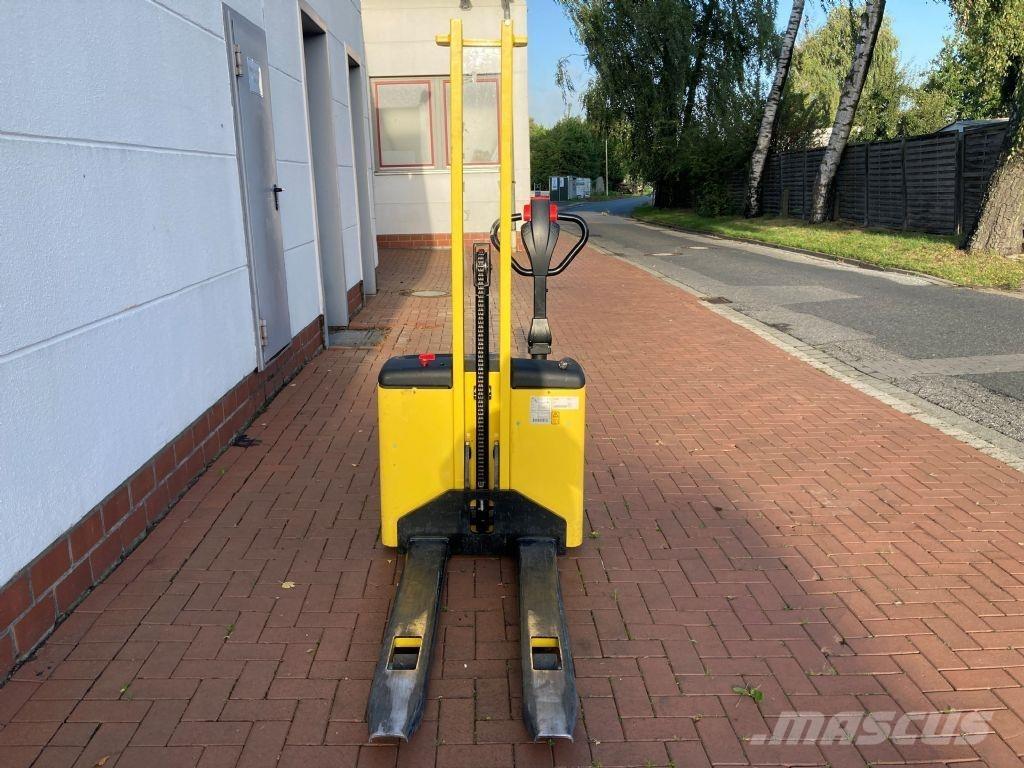 Hyster SC 1.0 Yaya kumandali istif makinasi
