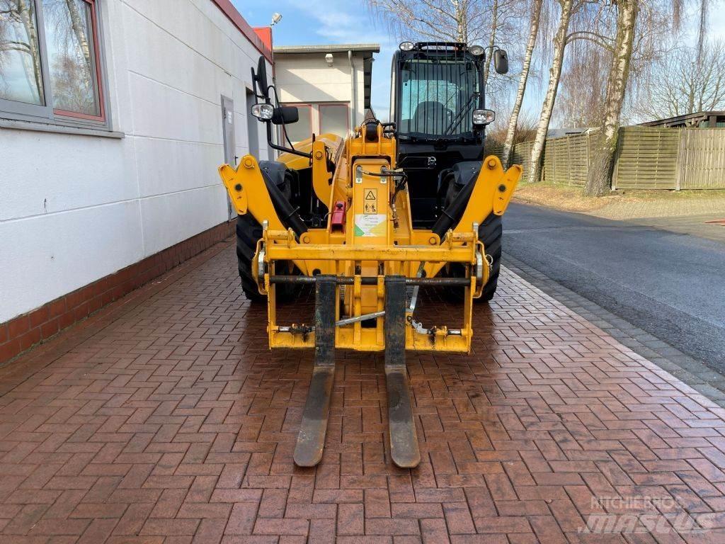 JCB 540-140 Hi Viz Teleskopik yükleyiciler