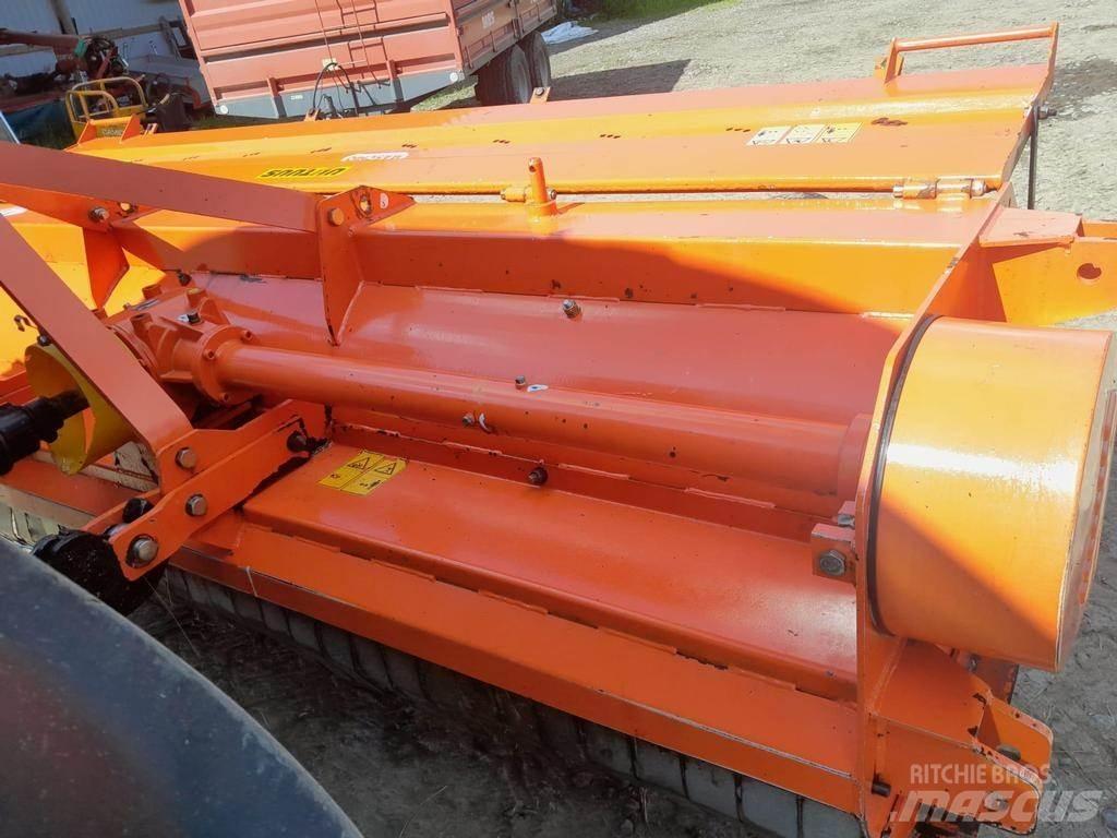 Maschio  Hasat makineleri
