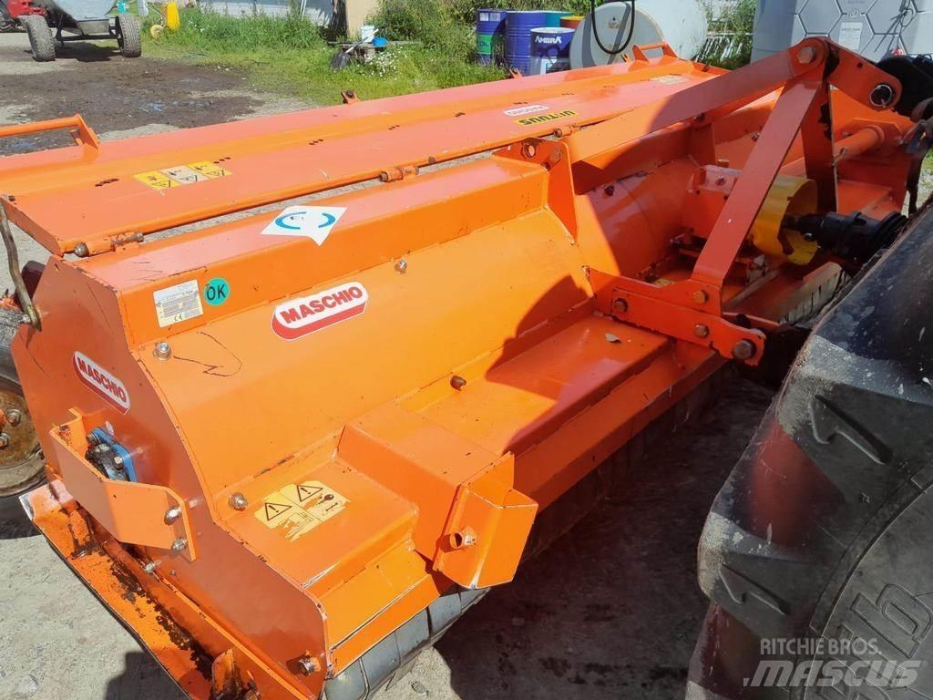 Maschio  Hasat makineleri