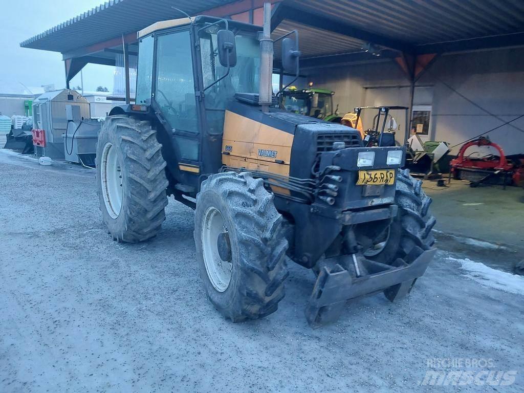 Valmet 665 Traktörler