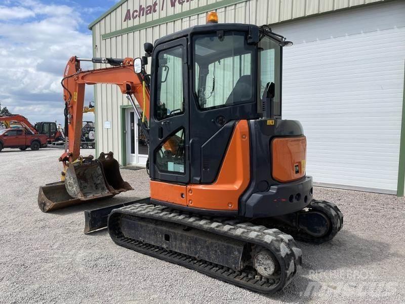 Hitachi ZX48U Mini ekskavatörler, 7 tona dek